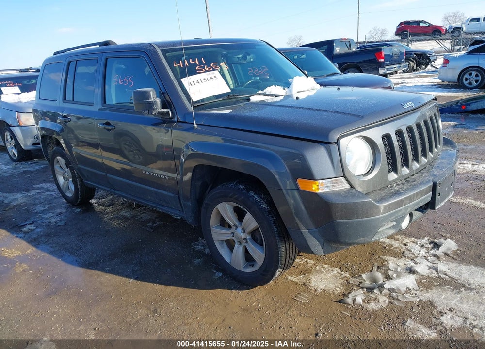 2014 JEEP PATRIOT LATITUDE VIN: 1C4NJRFB2ED886239