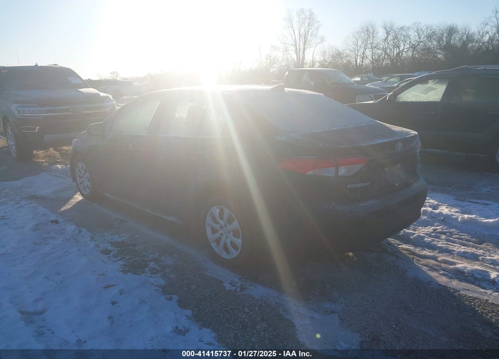 2024 TOYOTA COROLLA LE VIN: 5YFB4MDE3RP187005