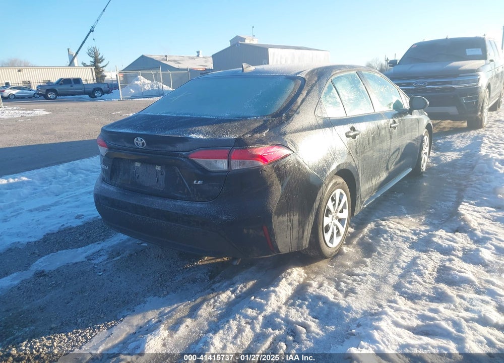 2024 TOYOTA COROLLA LE VIN: 5YFB4MDE3RP187005