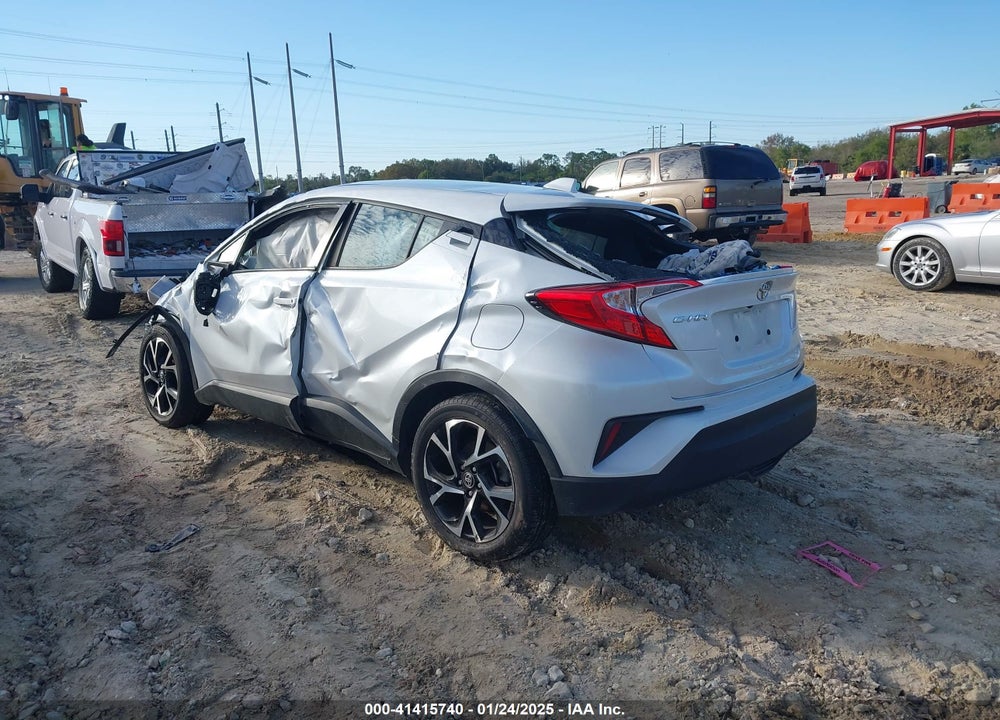 2022 TOYOTA C-HR XLE VIN: NMTKHMBX1NR146512