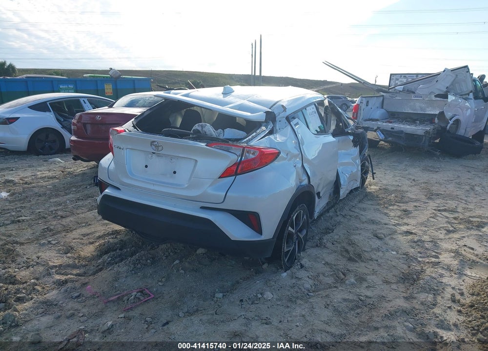 2022 TOYOTA C-HR XLE VIN: NMTKHMBX1NR146512