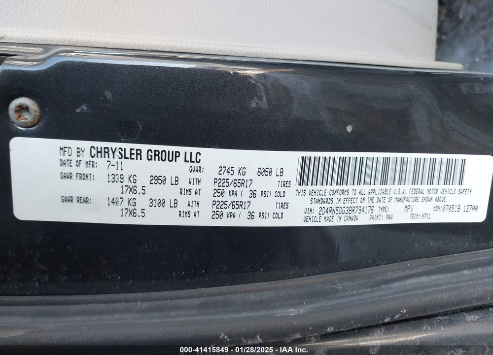 2011 DODGE GRAND CARAVAN CREW VIN: 2D4RN5DG3BR794176