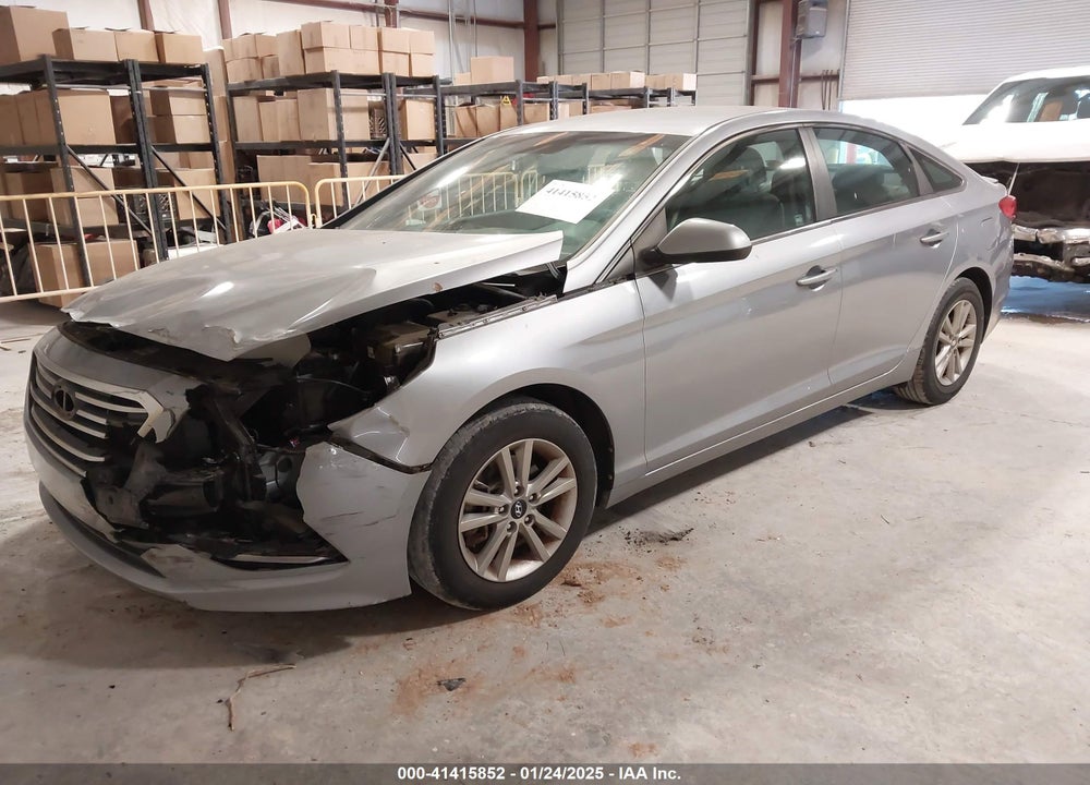 2015 HYUNDAI SONATA SE VIN: 5NPE24AF3FH000743