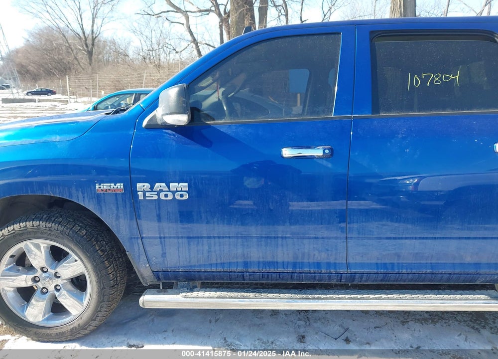 2018 RAM 1500 VIN: 3C6RR7LT8JG140541