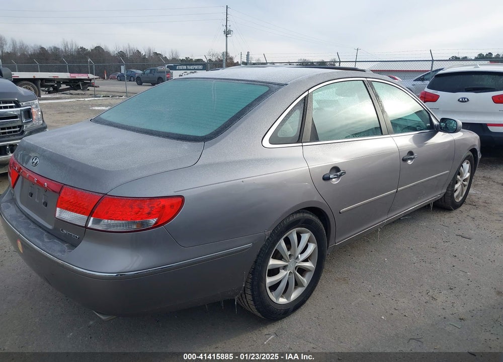 2006 HYUNDAI AZERA VIN: KMHFC46F26A133300