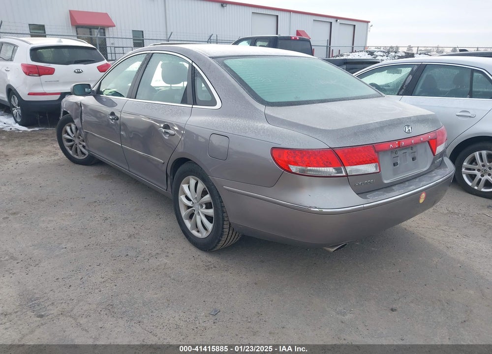 2006 HYUNDAI AZERA VIN: KMHFC46F26A133300