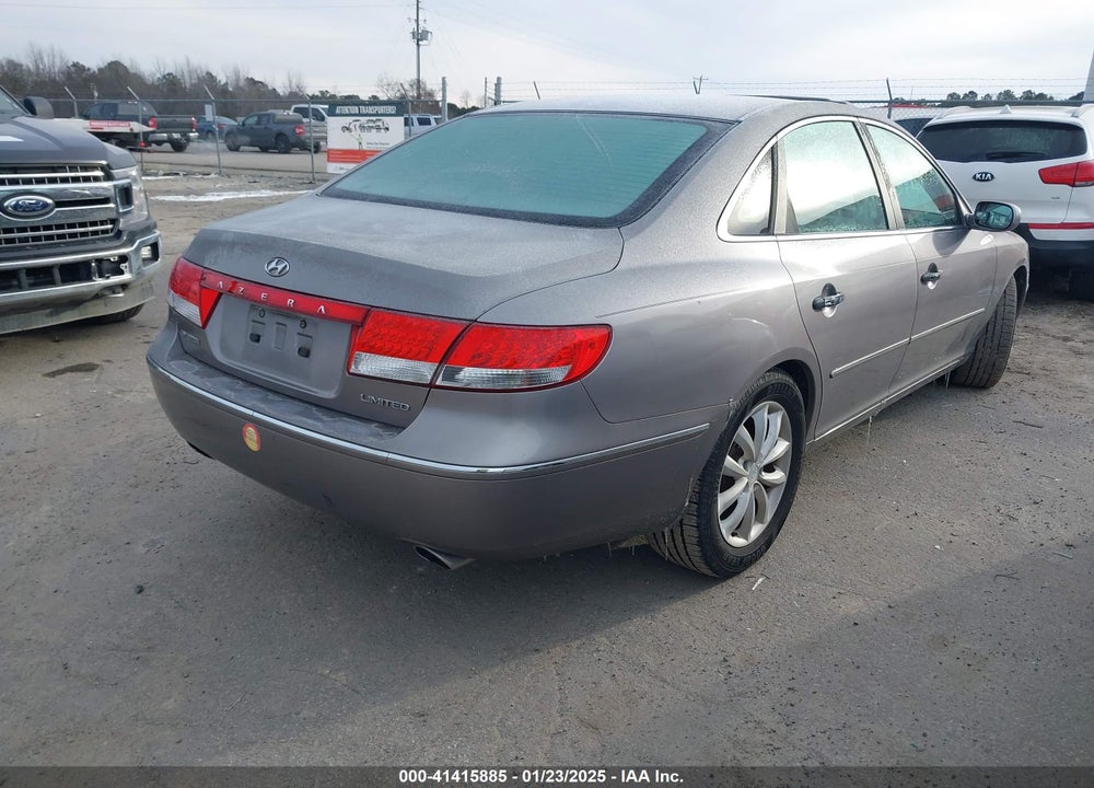 2006 HYUNDAI AZERA VIN: KMHFC46F26A133300