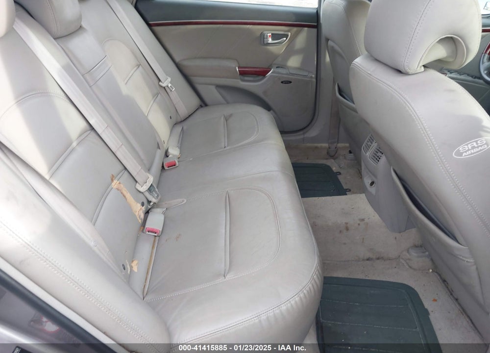 2006 HYUNDAI AZERA VIN: KMHFC46F26A133300