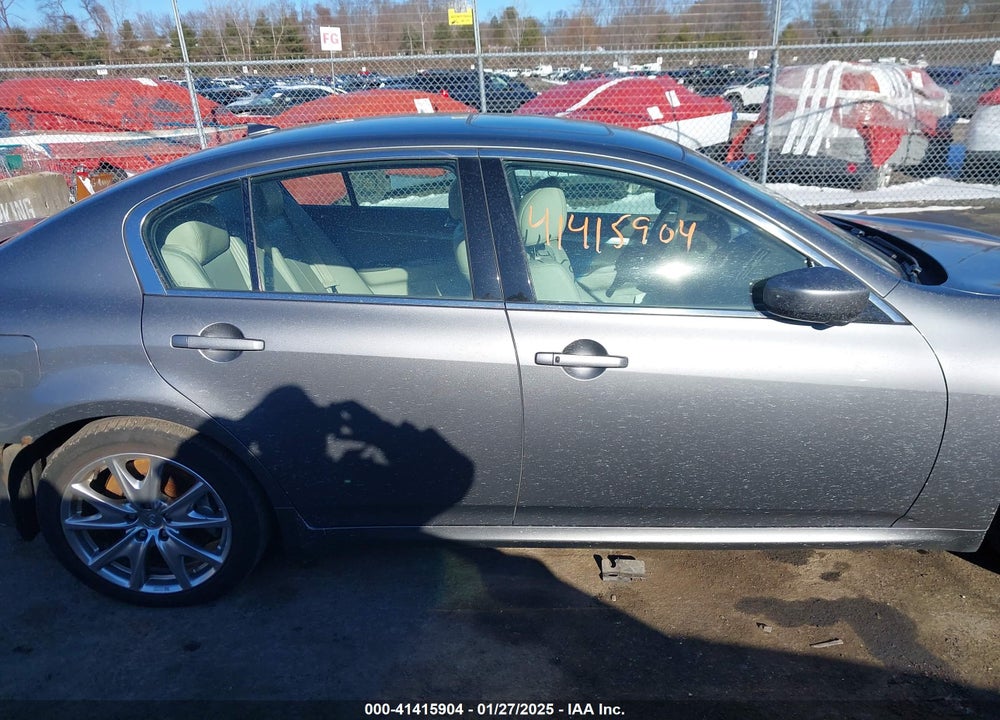 2010 INFINITI G37 VIN: JN1CV6AP1AM406637