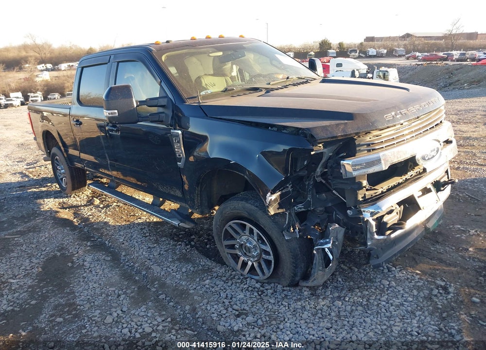 2017 FORD F-250 LARIAT VIN: 1FT7W2B68HEE61195