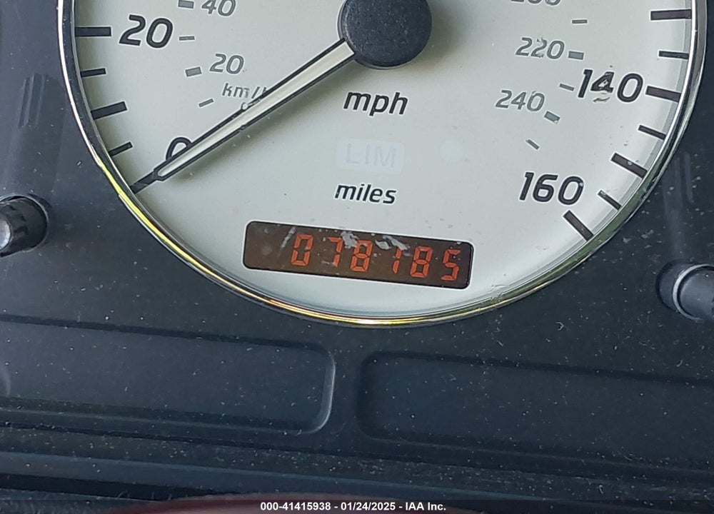 2001 MERCEDES-BENZ ML 55 AMG VIN: 4JGAB74E71A255572