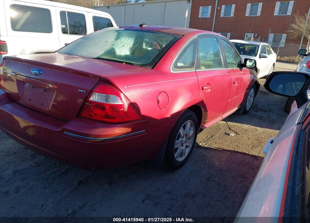 2007 FORD FIVE HUNDRED VIN: 1FAHP24107G137878