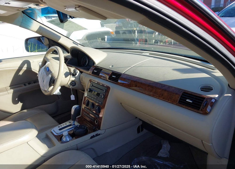 2007 FORD FIVE HUNDRED VIN: 1FAHP24107G137878