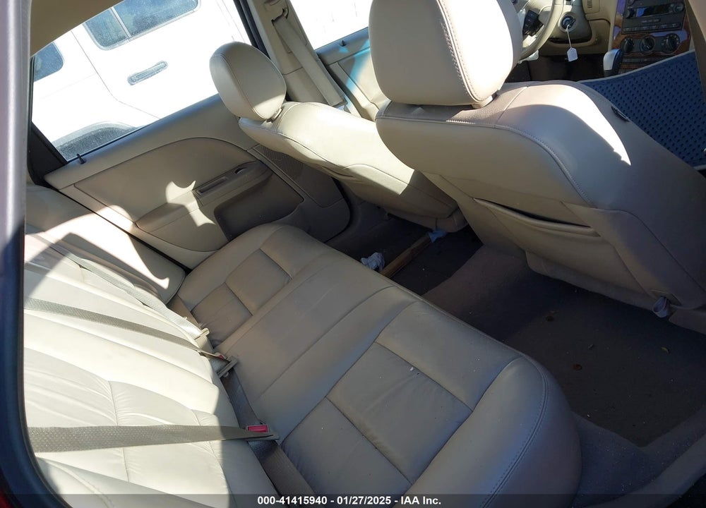 2007 FORD FIVE HUNDRED VIN: 1FAHP24107G137878