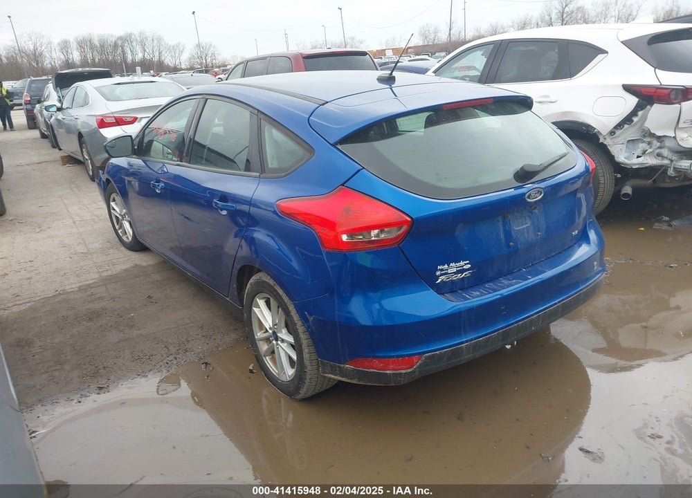 2018 FORD FOCUS SE VIN: 1FADP3K23JL332792