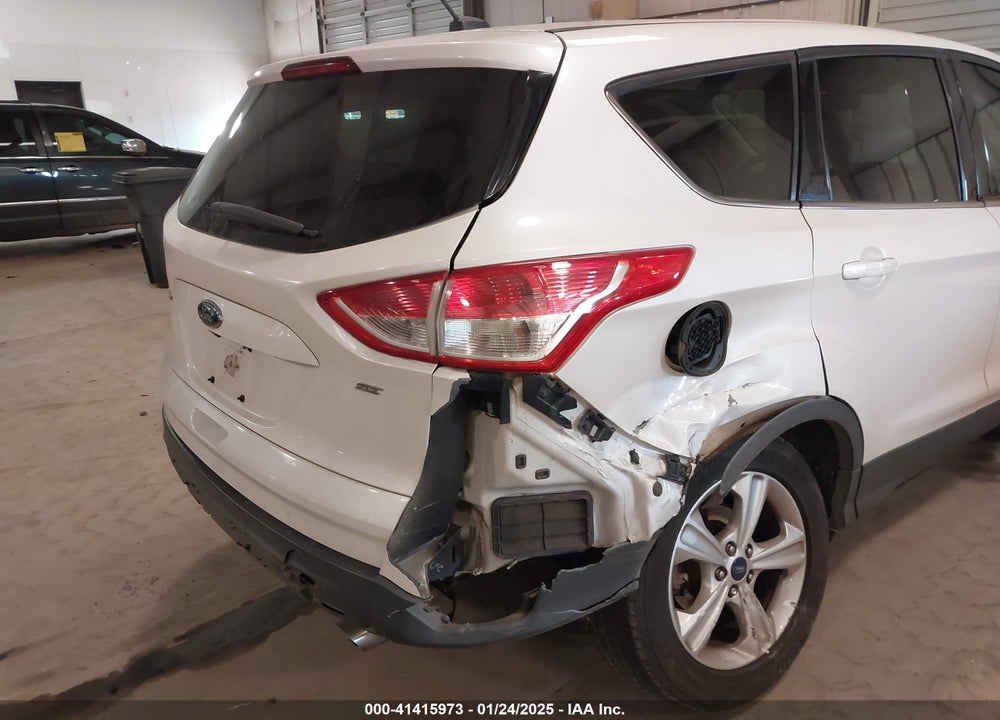 2015 FORD ESCAPE SE VIN: 1FMCU0G7XFUB88916