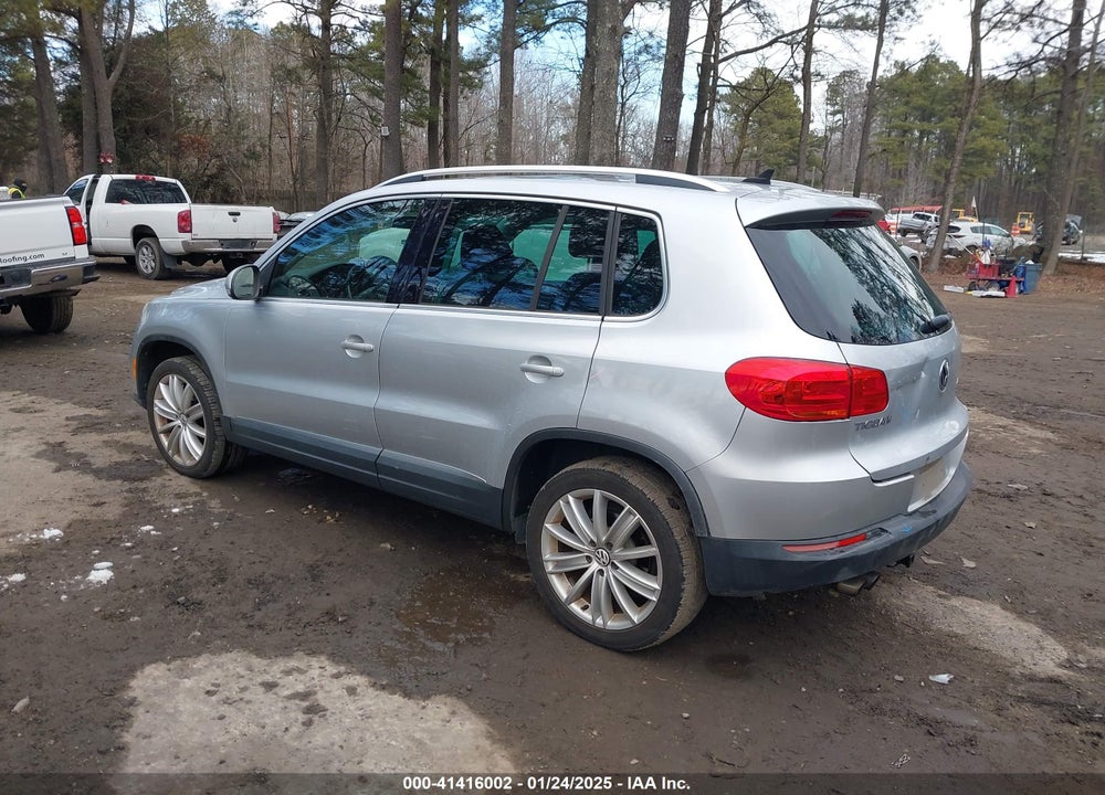 2012 VOLKSWAGEN TIGUAN SE VIN: WVGAV7AX7CW549718