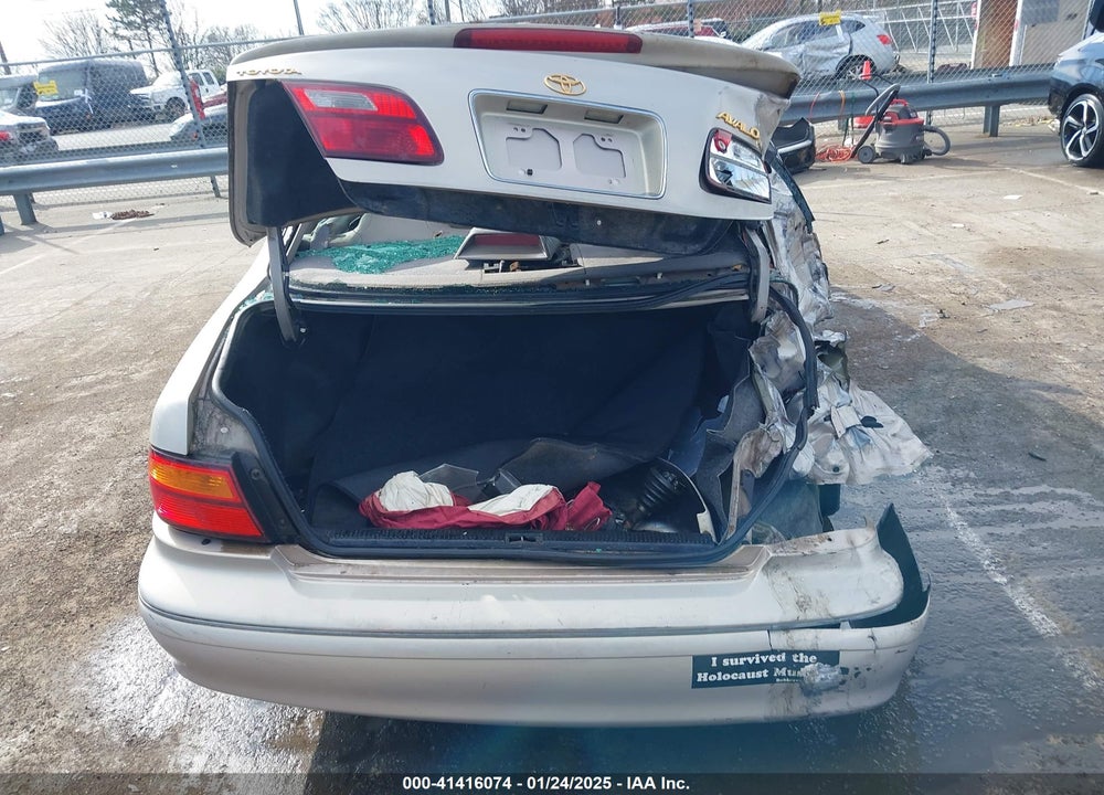 1999 TOYOTA AVALON XLS VIN: 4T1BF18B0XU329248