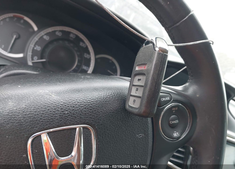 2014 HONDA ACCORD VIN: 1HGCR3F86EA039552