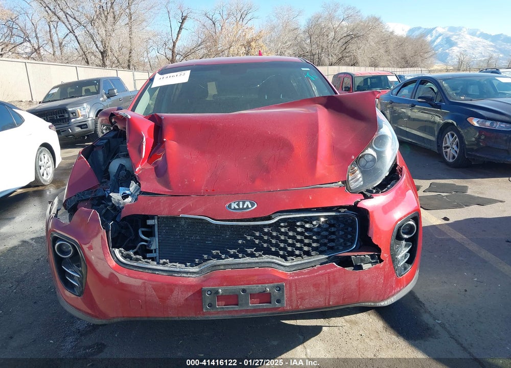 2018 KIA SPORTAGE LX VIN: KNDPMCAC9J7454883