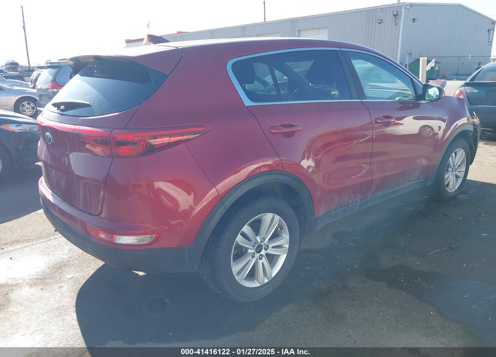 2018 KIA SPORTAGE LX VIN: KNDPMCAC9J7454883