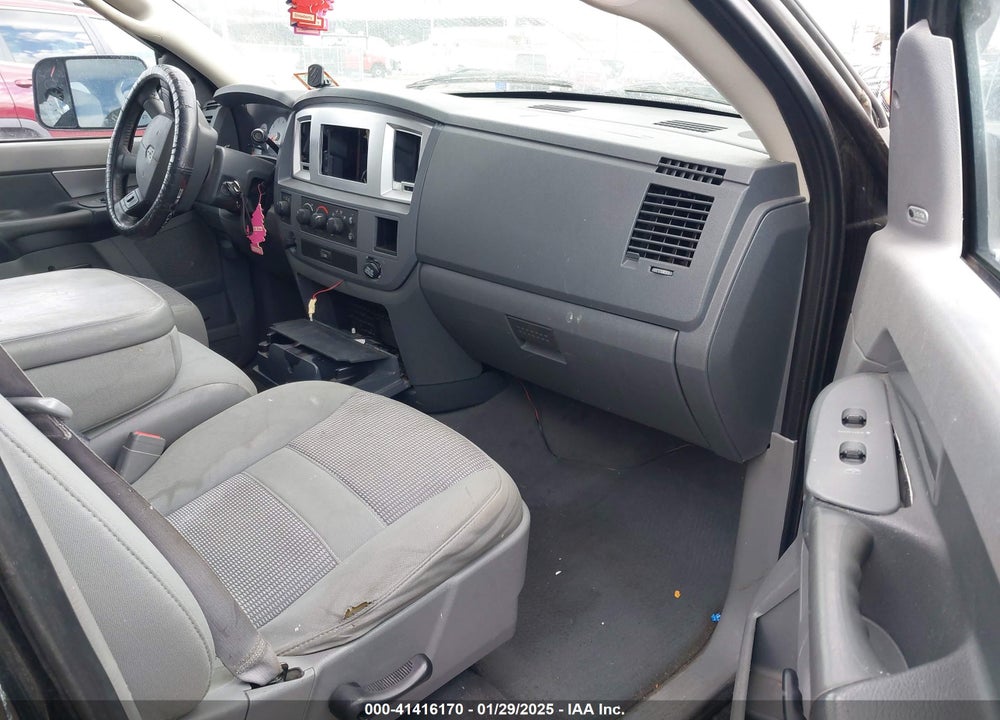 2008 DODGE RAM 1500 SLT VIN: 1D7HU18238S581065