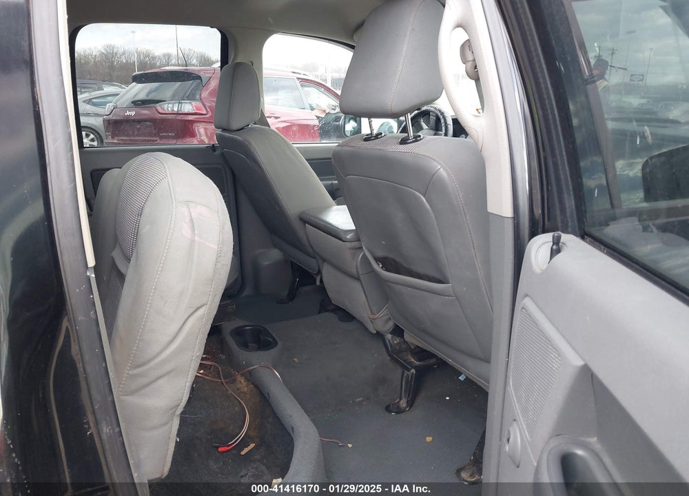 2008 DODGE RAM 1500 SLT VIN: 1D7HU18238S581065