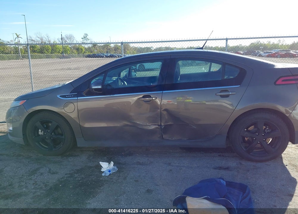 2014 CHEVROLET VOLT VIN: 1G1RE6E43EU167484