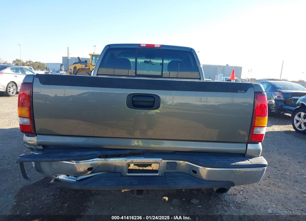 2000 CHEVROLET SILVERADO 1500 LS VIN: 1GCEK14T0YZ173115