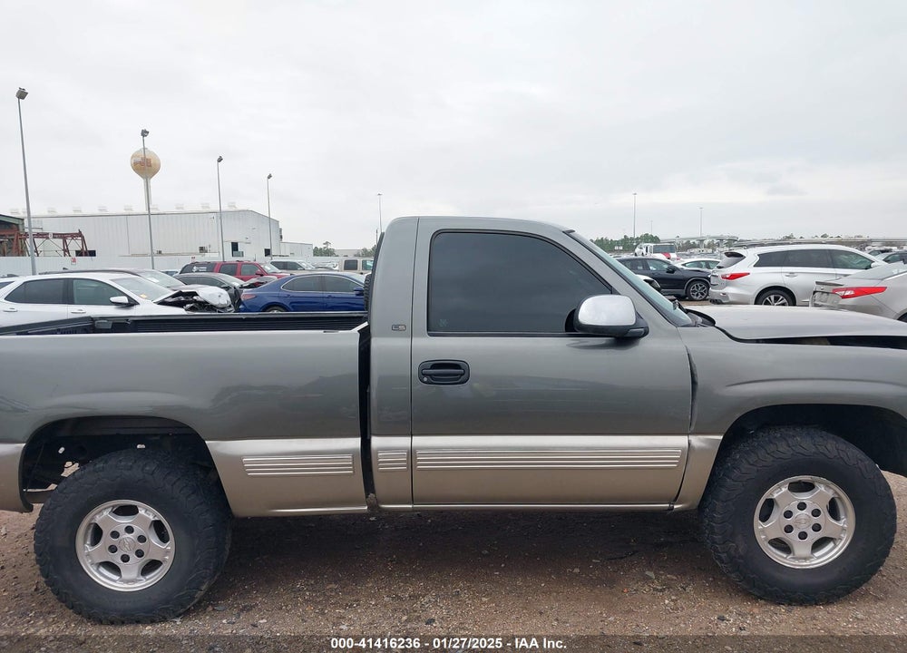 2000 CHEVROLET SILVERADO 1500 LS VIN: 1GCEK14T0YZ173115