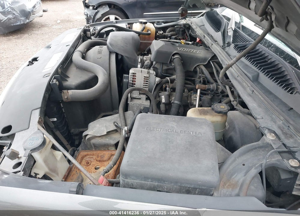 2000 CHEVROLET SILVERADO 1500 LS VIN: 1GCEK14T0YZ173115