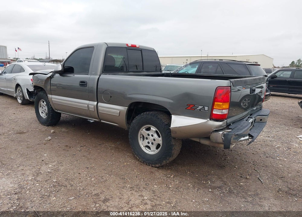 2000 CHEVROLET SILVERADO 1500 LS VIN: 1GCEK14T0YZ173115