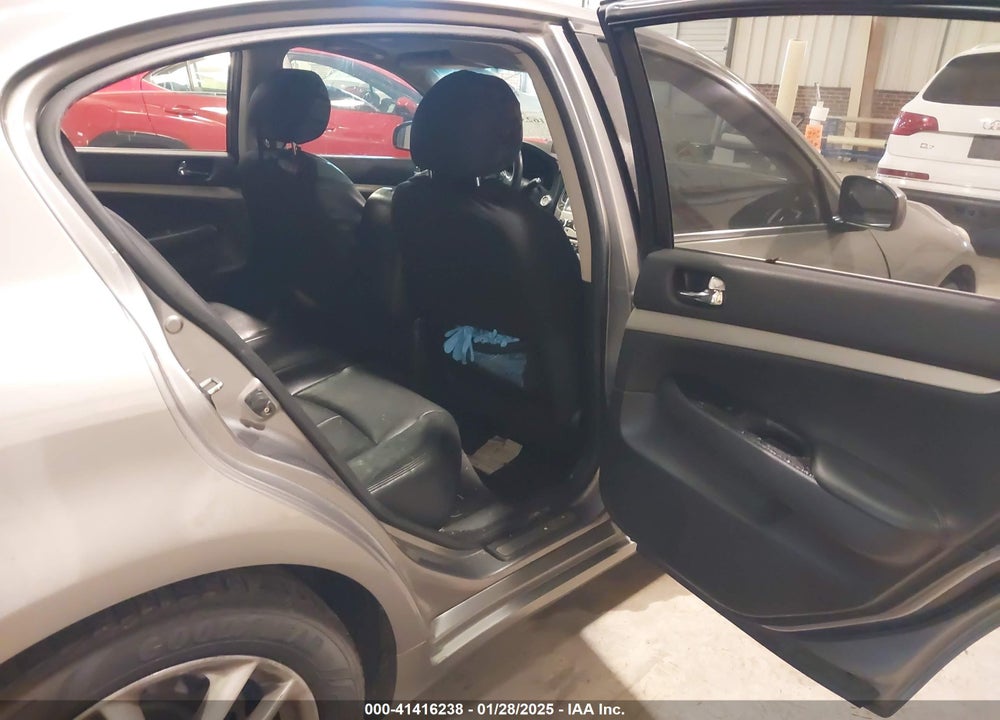 2008 INFINITI G35 JOURNEY VIN: JNKBV61E18M214621