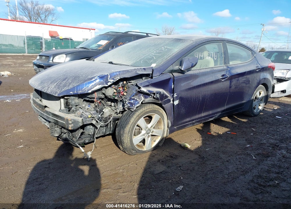 2013 HYUNDAI ELANTRA VIN: 5NPDH4AE5DH239984