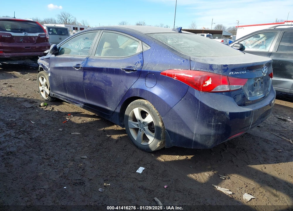 2013 HYUNDAI ELANTRA VIN: 5NPDH4AE5DH239984