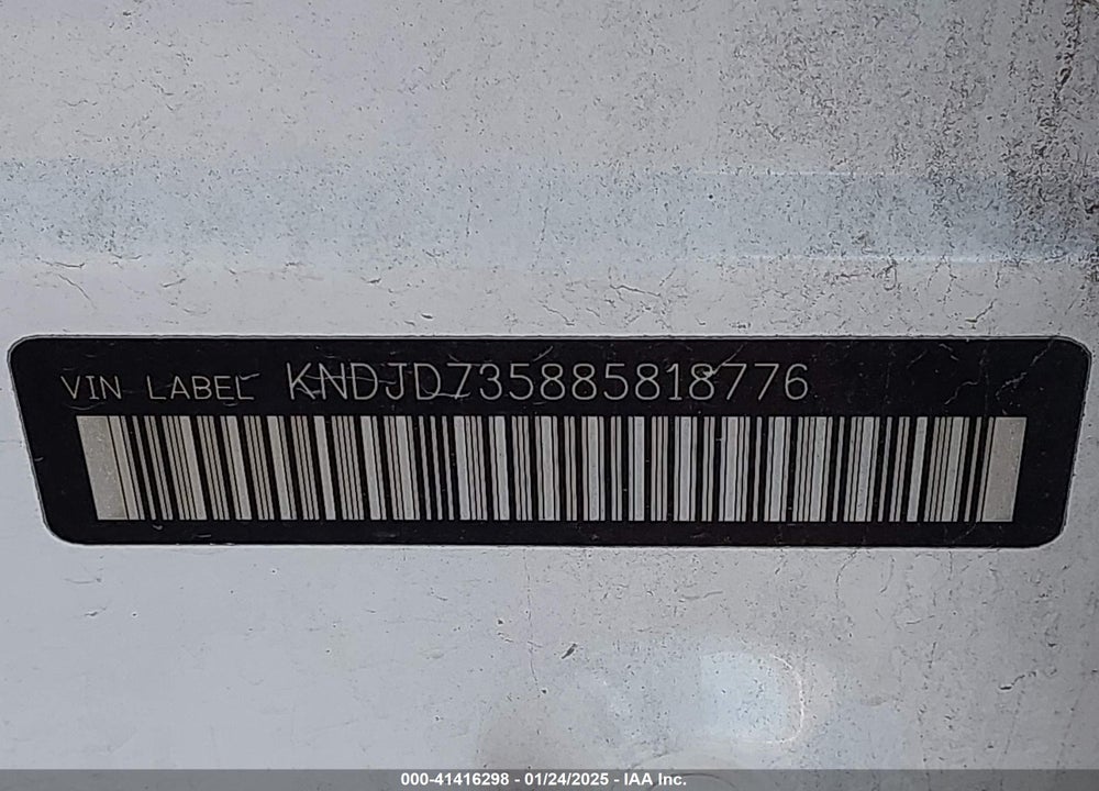 2008 KIA SORENTO LX VIN: KNDJD735885818776