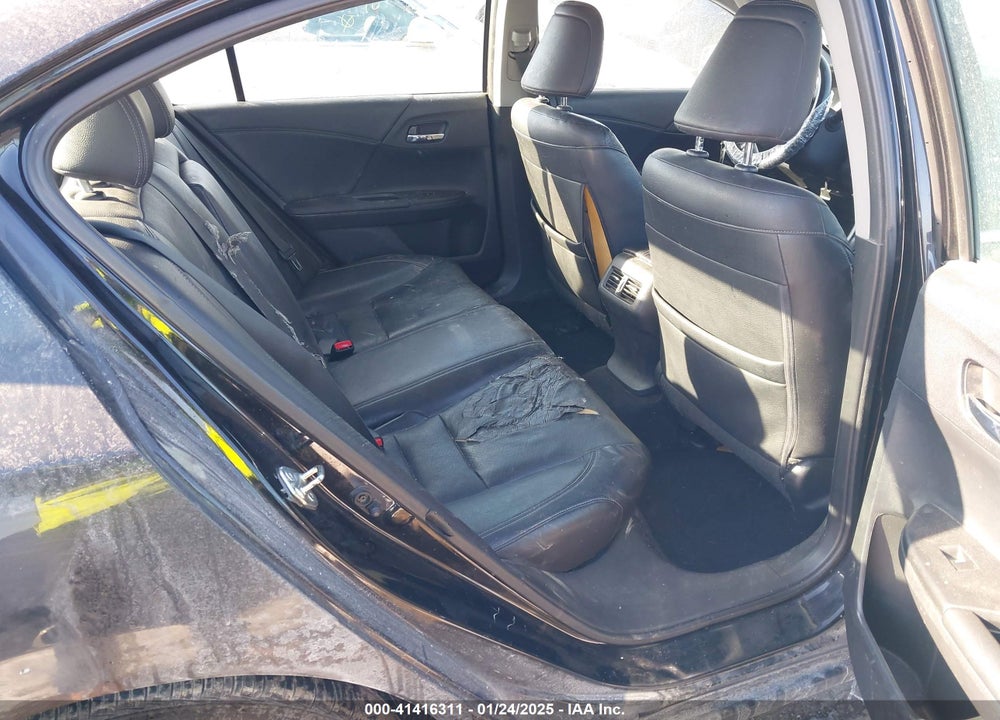 2015 HONDA ACCORD EX-L VIN: 1HGCR2F82FA197835