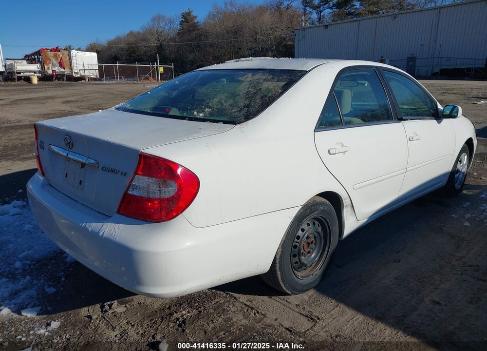 2004 TOYOTA CAMRY LE VIN: 4T1BE32K64U314885