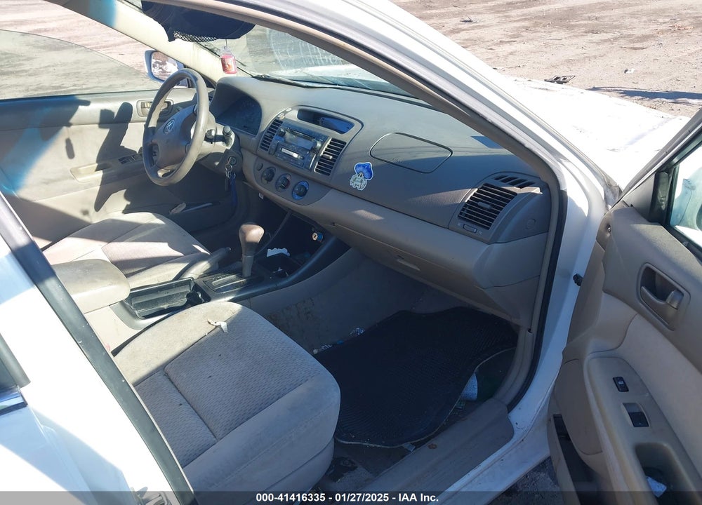2004 TOYOTA CAMRY LE VIN: 4T1BE32K64U314885