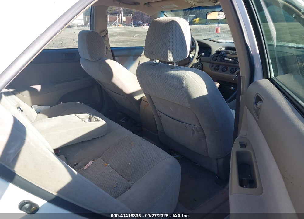 2004 TOYOTA CAMRY LE VIN: 4T1BE32K64U314885