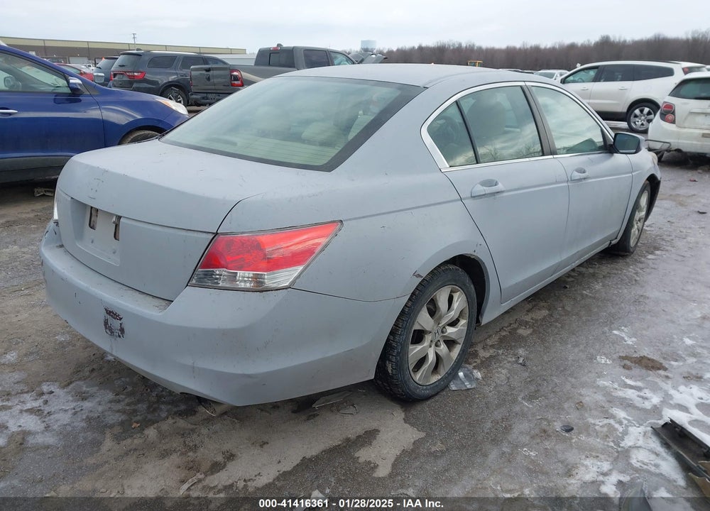 2008 HONDA ACCORD VIN: 1HGCP26738A051315