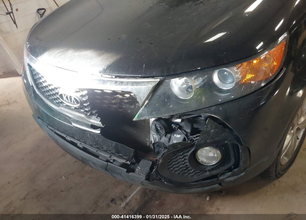 2013 KIA SORENTO EX VIN: 5XYKUDA63DG410184
