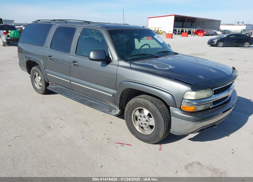 2002 CHEVROLET SUBURBAN 1500 LT VIN: 1GNEC16Z02J118305