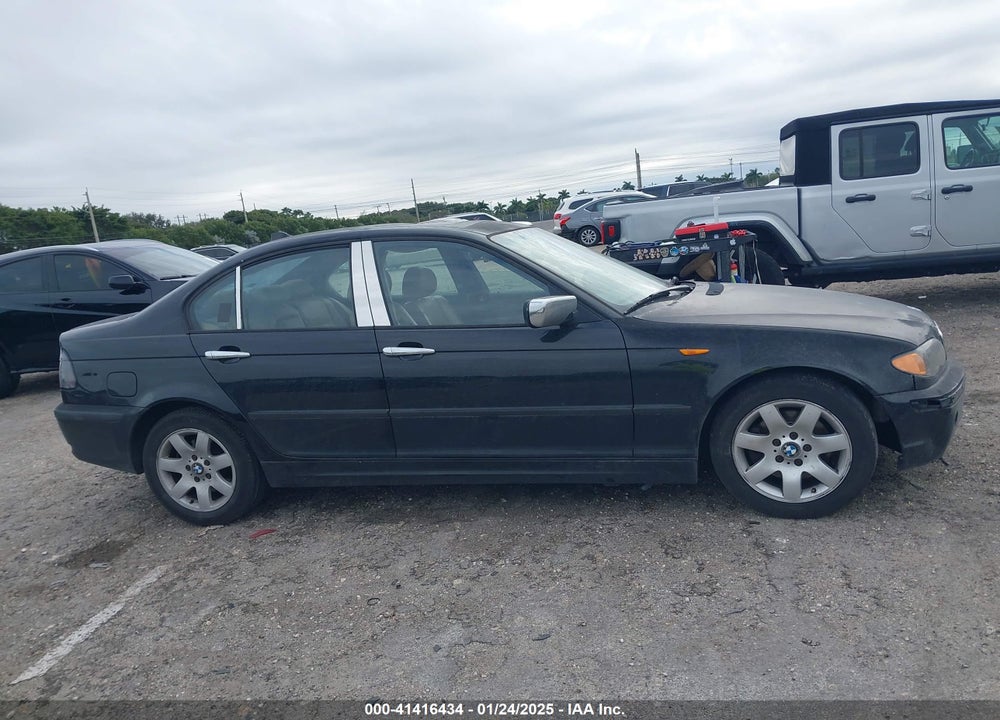 2004 BMW 325I VIN: WBAEV33454KR32189