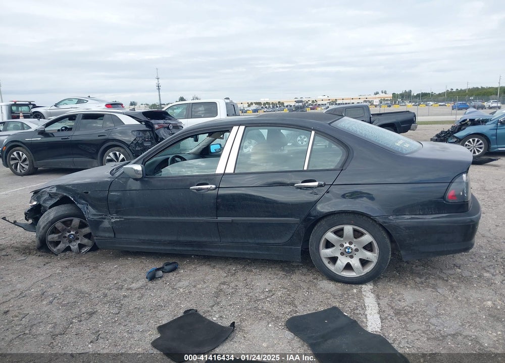 2004 BMW 325I VIN: WBAEV33454KR32189
