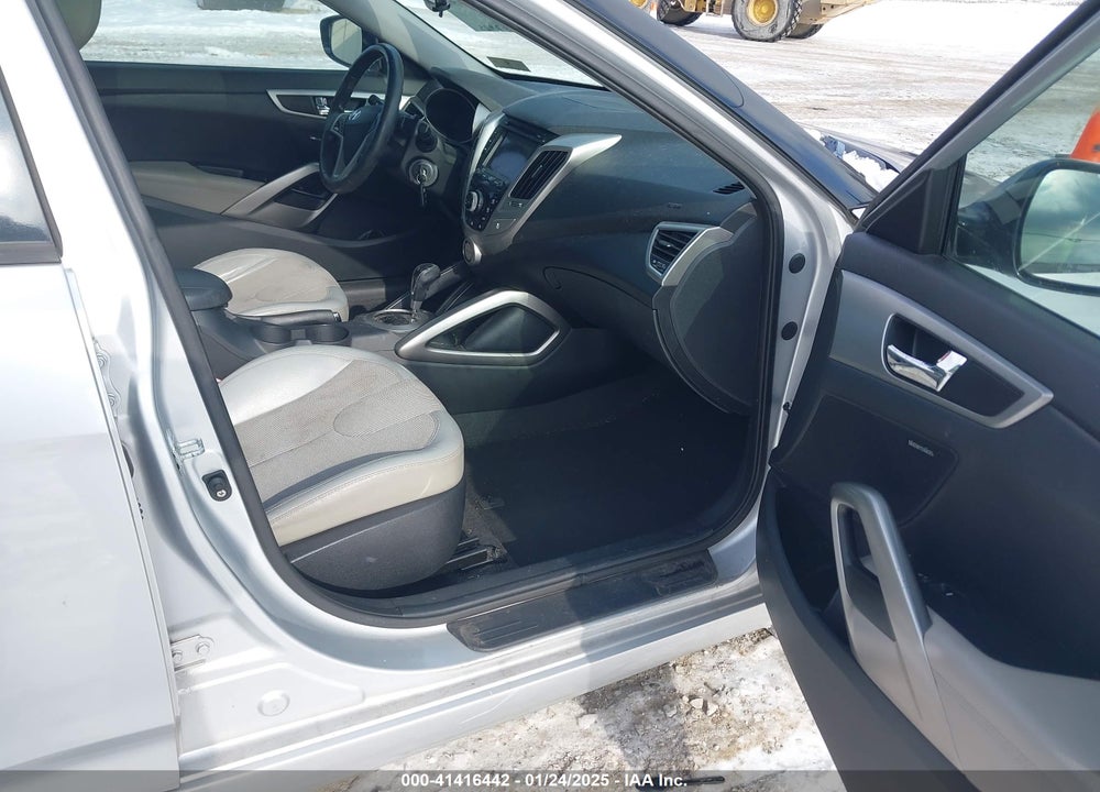 2012 HYUNDAI VELOSTER VIN: KMHTC6AD3CU029042