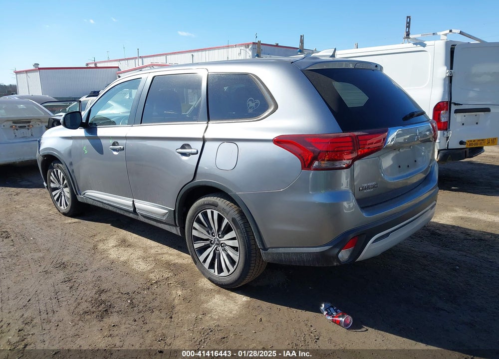 2019 MITSUBISHI OUTLANDER VIN: JA4AD3A38KZ051757