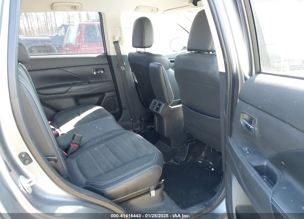 2019 MITSUBISHI OUTLANDER VIN: JA4AD3A38KZ051757