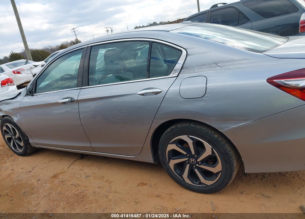2017 HONDA ACCORD VIN: 1HGCR2F77HA162914