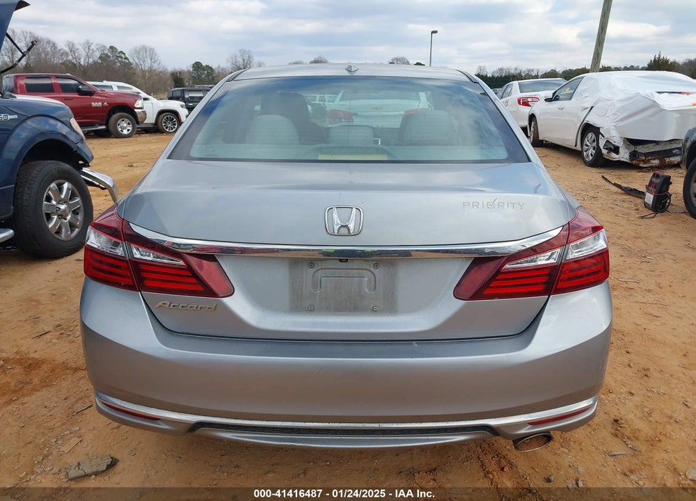 2017 HONDA ACCORD VIN: 1HGCR2F77HA162914